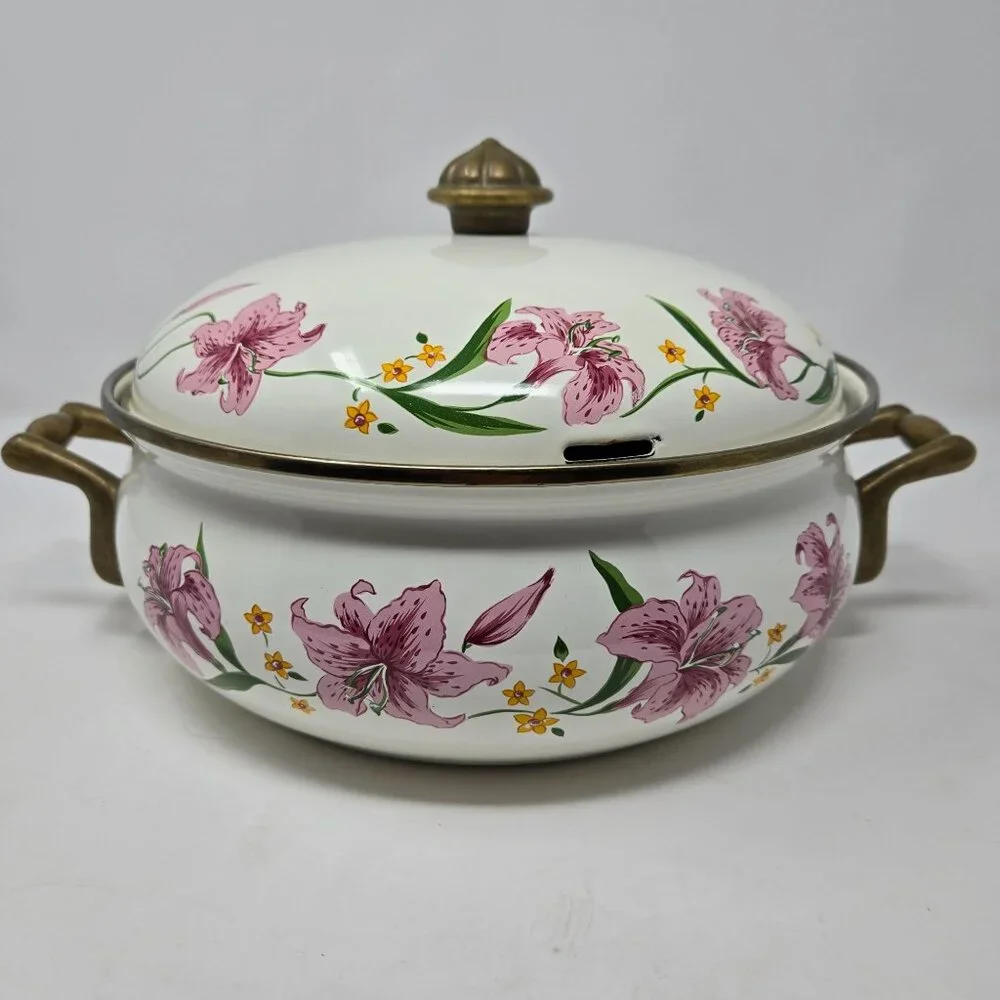 Vintage Normandy Taiwan Lily Floral Enamelware Casserole Dish With Lid & Brass H